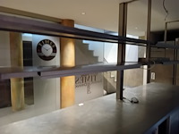 Inox kookeiland met ingebouwde koelkast, 9 leggers 2 deuren rubbens afm. 370x100 met opzet 2 leggers en ingebouwde bordenwarmer (8) - afbeelding 7 van  9
