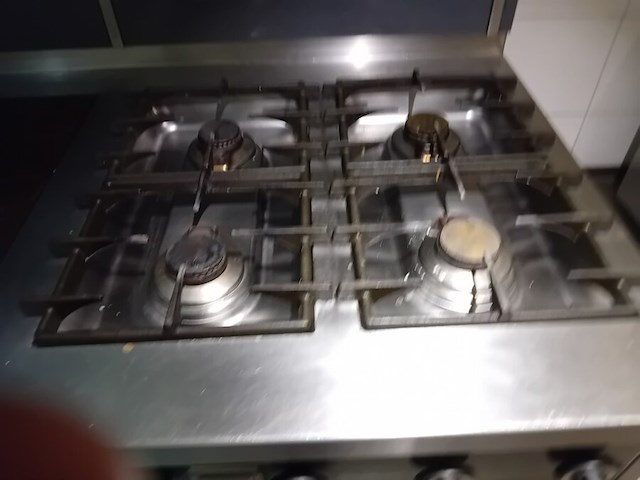 Inox kookwand rubbens bestaande uit gasfornuis 4 branders met oven, elektrische kookplaat, ingebouwde grill, afzuiging, mengkraan afm. 240x80 (5) - afbeelding 3 van  5