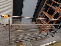 Inox leuning