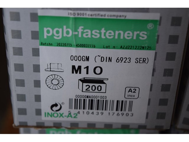 Inox moeren m10 ca. 8 doosjes x 200st. - afbeelding 2 van  2