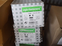 Inox moeren m8 ca. 6 doosjes x200st. - afbeelding 1 van  2