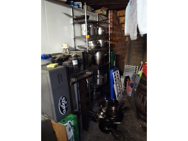 Inox rek + inhoud - afbeelding 6 van  6