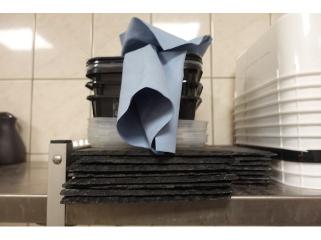 Inox rek + inhoud - afbeelding 3 van  13