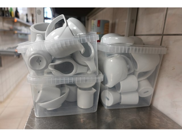 Inox rek + inhoud - afbeelding 12 van  13