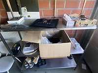 Inox rek met inhoud - afbeelding 3 van  3