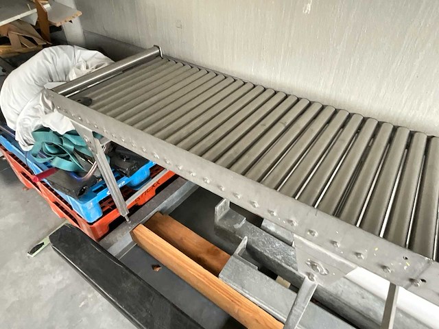 Inox rollenbaan met transportrollen - afbeelding 2 van  3