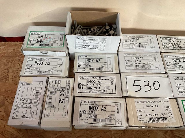 Inox schroeven en bouten - afbeelding 2 van  6