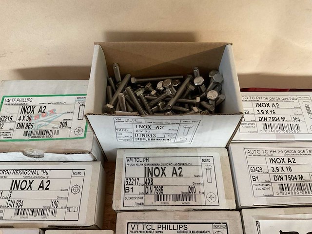 Inox schroeven en bouten - afbeelding 3 van  6