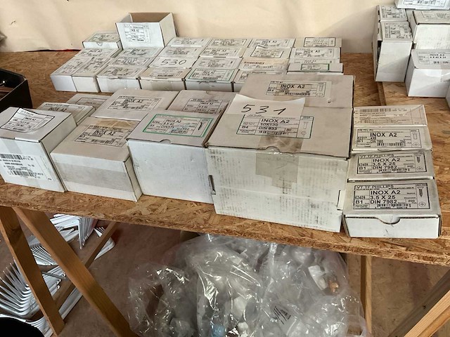 Inox schroeven en bouten - afbeelding 6 van  6