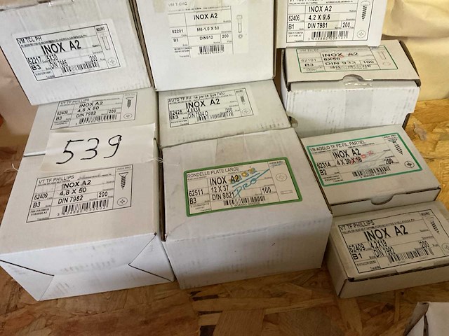 Inox schroeven en bouten - afbeelding 2 van  6