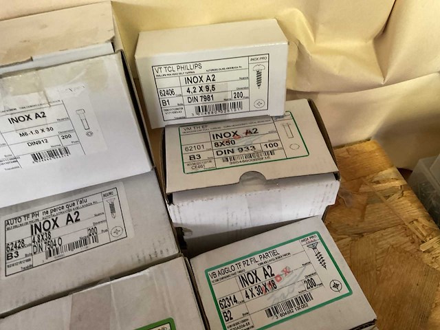Inox schroeven en bouten - afbeelding 5 van  6