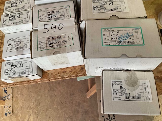 Inox schroeven en bouten - afbeelding 2 van  7
