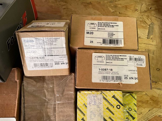 Inox schroeven moeren - afbeelding 2 van  7