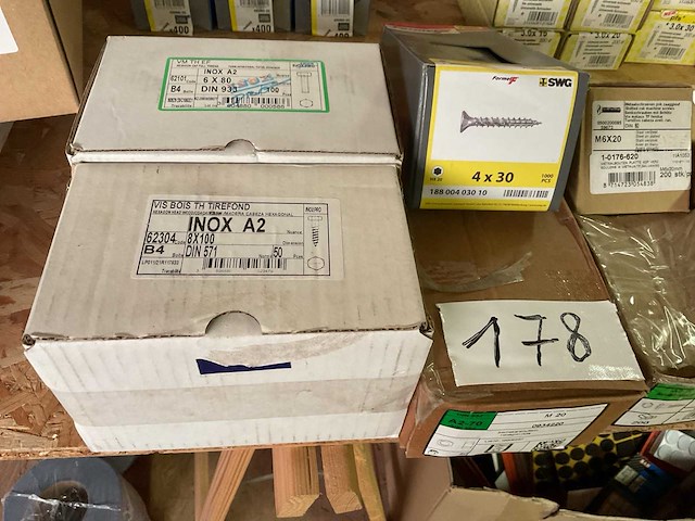 Inox schroeven moeren - afbeelding 6 van  7