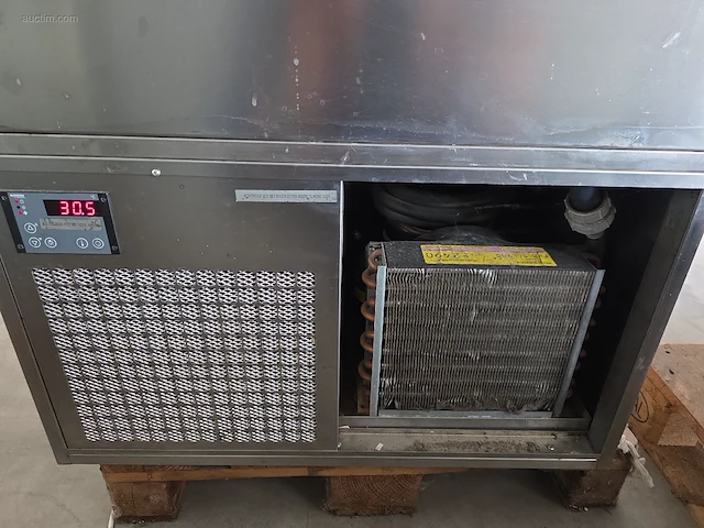 Inox self service inbouw vitrinekoeler ake - afbeelding 6 van  8