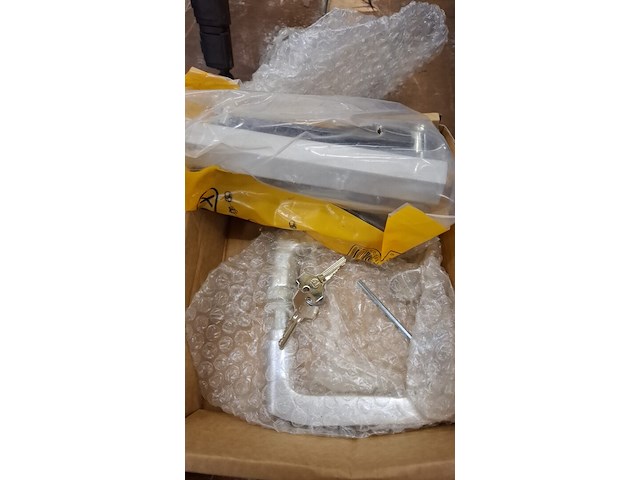 Inox slot voor hek - afbeelding 2 van  2