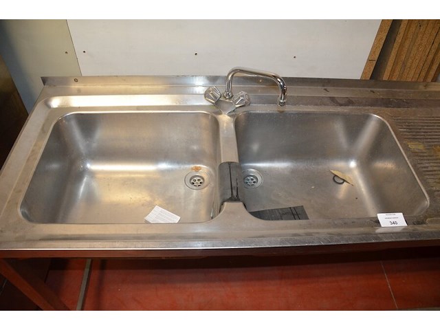 Inox spoelbak met twee spoelbakken en mengkraan afm. 200x60x80 - afbeelding 6 van  7