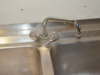 Inox spoelbak met twee spoelbakken en mengkraan afm. 200x60x80 - afbeelding 7 van  7