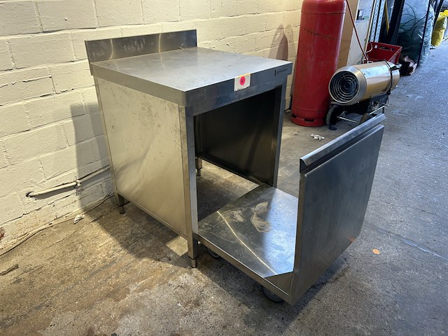 Inox tafel + inox kar - afbeelding 1 van  7