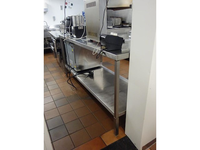 Inox tafel - afbeelding 2 van  2