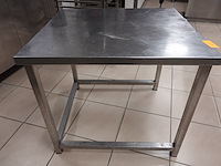 Inox tafel - afbeelding 1 van  3
