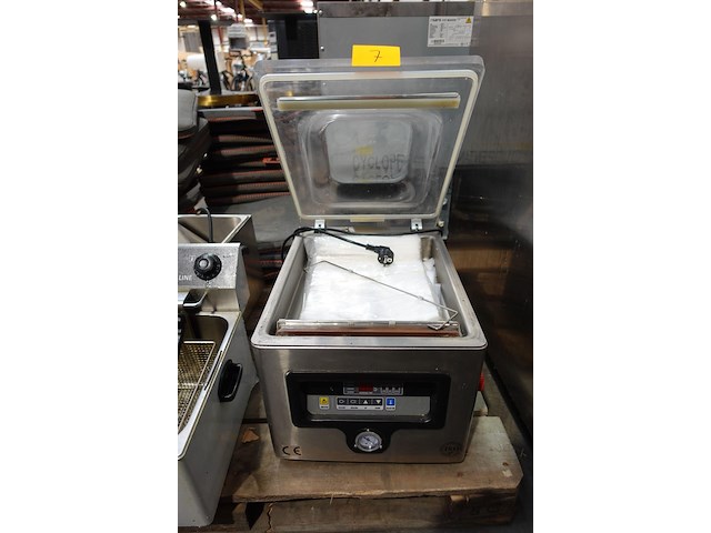 Inox vacuümverpakkingsmachine ggm gastro - afbeelding 1 van  5