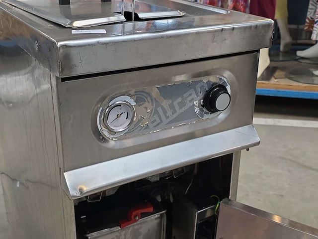 Inox verrijdbare gasfriteuse elframo gw20t - afbeelding 4 van  7