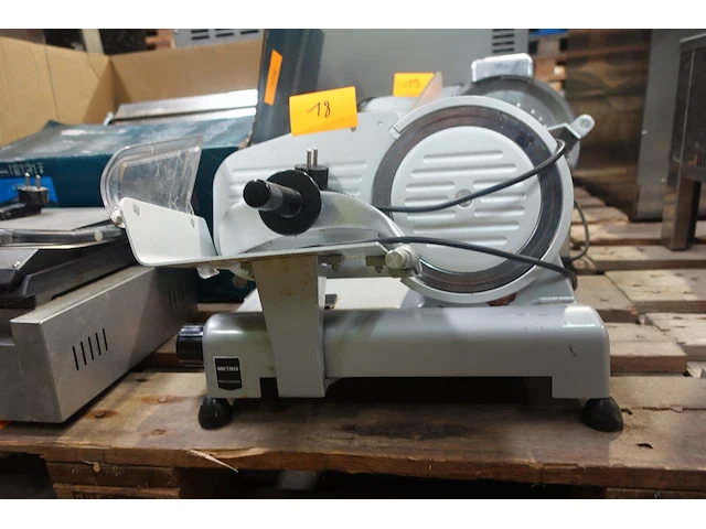 Inox vleessnijmachine metro - afbeelding 1 van  4
