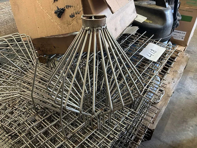 Inox vogelroosters +/- 60 stuks - afbeelding 2 van  3
