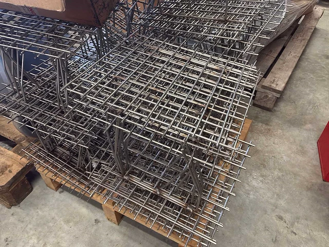 Inox vogelroosters +/- 60 stuks - afbeelding 3 van  3
