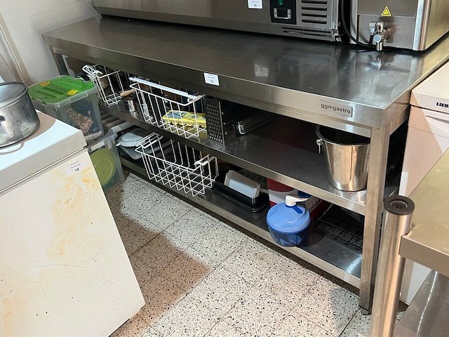 Inox werkbank ggmgastro afm. ca. 2m (zonder inhoud) (23) - afbeelding 1 van  2