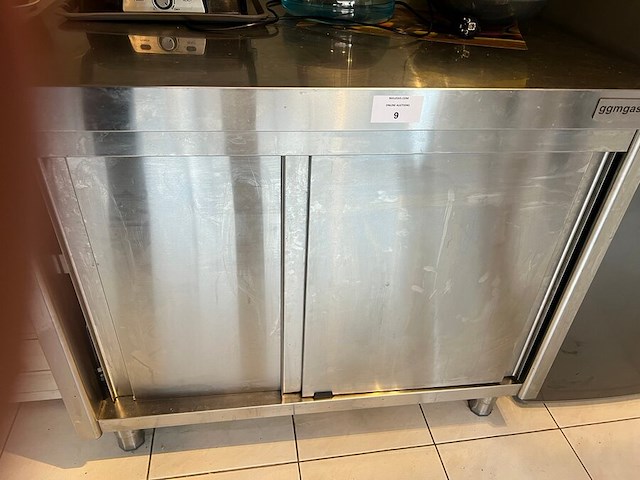 Inox werkbank met 2 schuifdeuren afm. 1m (12) - afbeelding 2 van  7