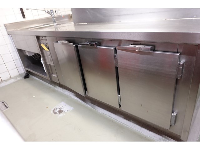 Inox werkeiland - afbeelding 7 van  8