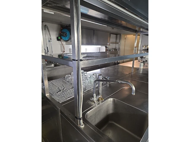 Inox werkstation met spoelbak en koeltogen... - afbeelding 16 van  25