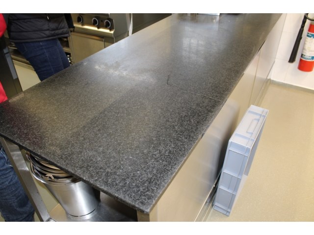 Inox werktafel met granieten werkblad - afbeelding 2 van  8