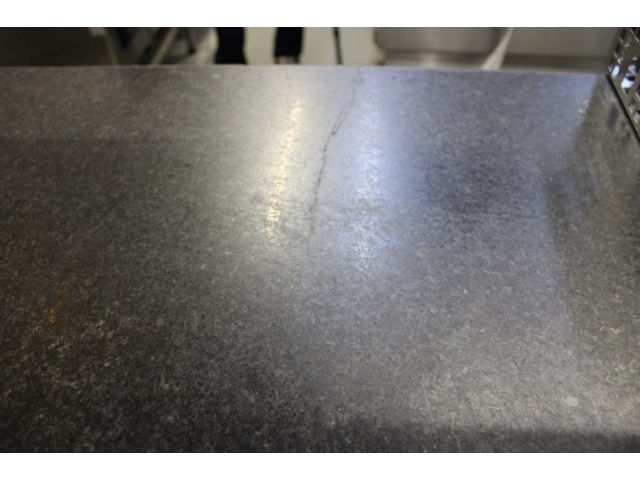 Inox werktafel met granieten werkblad - afbeelding 4 van  8