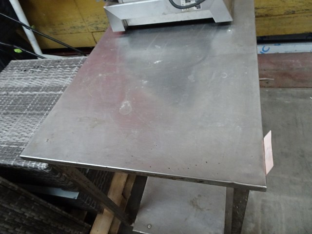 Inox werktafel vv ligger - afbeelding 2 van  2