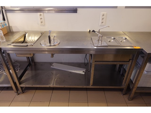 Inox werktafel - afbeelding 1 van  4