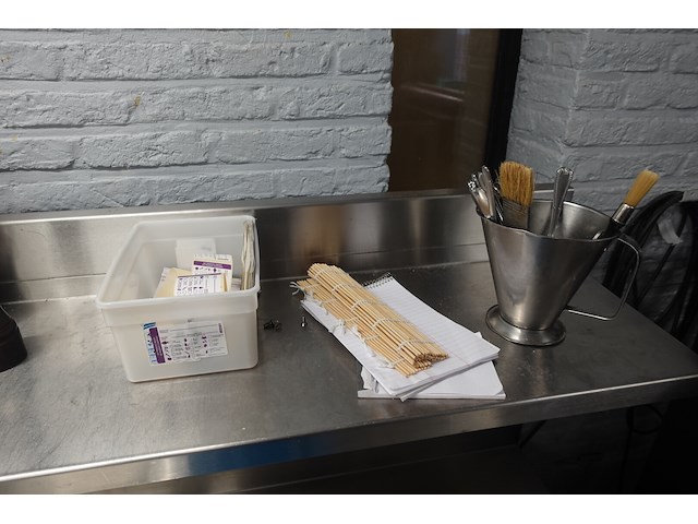 Inox werktafel - afbeelding 10 van  12