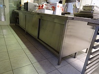 Inox werktafel - afbeelding 2 van  3