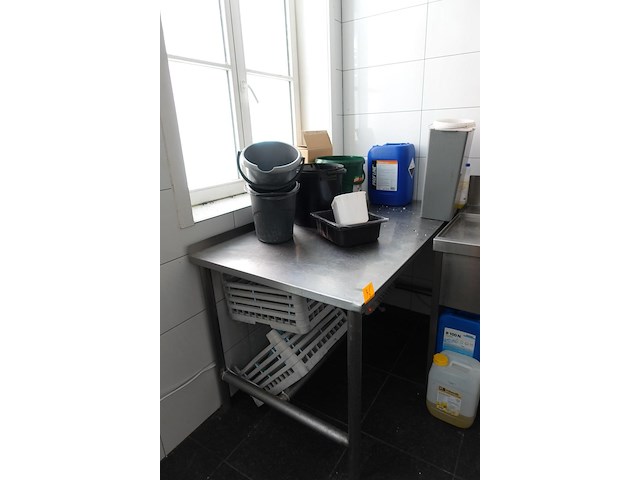 Inox werktafel - afbeelding 3 van  3