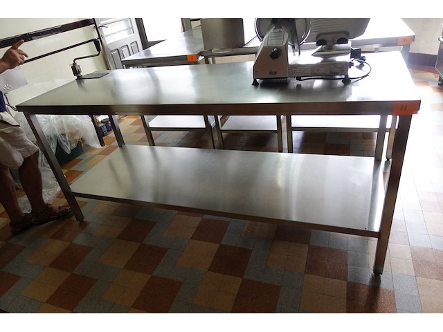 Inox werktafel - afbeelding 1 van  3