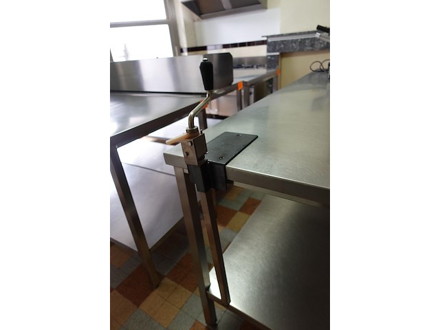 Inox werktafel - afbeelding 3 van  3
