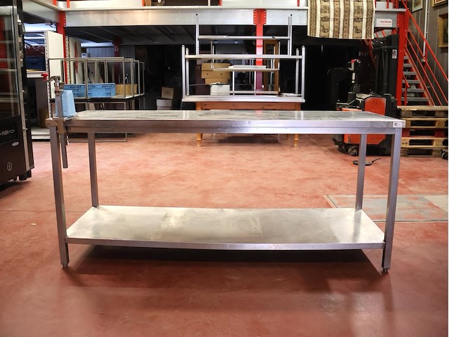 Inox werktafel - afbeelding 1 van  7