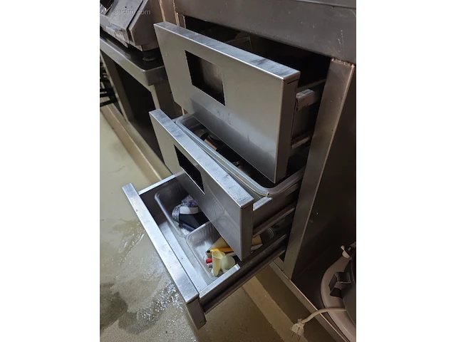 Inox werktafel - afbeelding 3 van  5