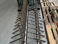 Inox/rvs onderdelen manshoge draaitrommel - afbeelding 4 van  5