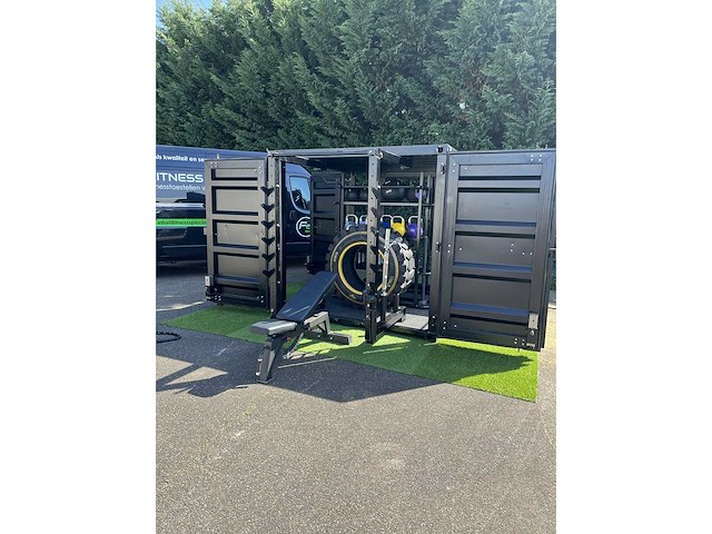 Insight - crossfitcontainer - 10 feet - various strength training - afbeelding 1 van  10
