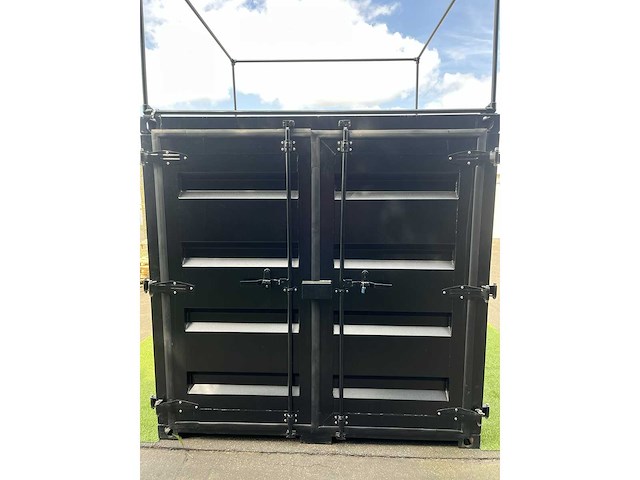 Insight - crossfitcontainer - 10 feet - various strength training - afbeelding 8 van  10