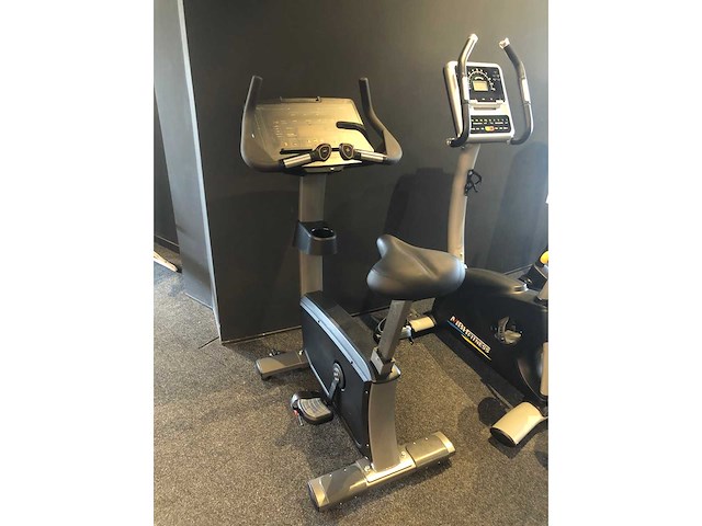 Insight fitness - ru5 upright bike - professionele hometrainer nieuw - home trainer - afbeelding 2 van  2