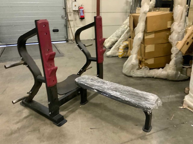Insight flat olympisch bench press krachtstation - afbeelding 1 van  4